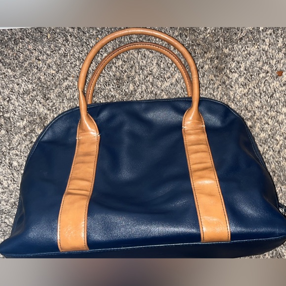 My purse - Picture 2 of 2